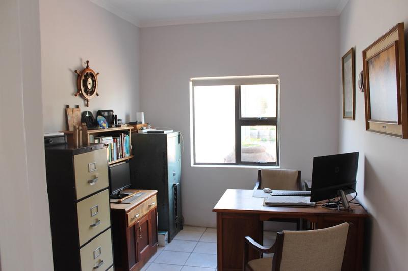 4 Bedroom Property for Sale in Albertinia Western Cape